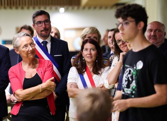 Au lycée Simone VEIL de Lifré avec la Première ministre Elisabeth BORNE et les ministres Gabriel ATTAL et Fadila KHATTABI