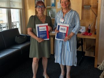 🏛️ Réunion avec @anrubinstein, déléguée interministérielle à la lutte contre la pauvreté, pour faire un point sur le Pacte des solidarités 2023/2027, un an...