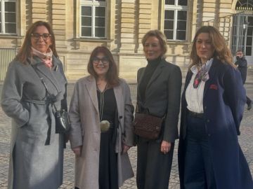 🏛️ Réunion de travail au Sénat autour de ma proposition de loi transpartisane n°819 : garantir à chaque enfant des liens équilibrés avec ses deux parents....