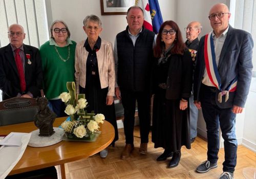Chevalier de l’ordre national de la légion d’honneur à Michelle CLOUET
